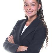 Je suis en dernière année d'école de Commerce International et suis disponible pour des cours d'Anglais et/ou devoirs de vos enfants!